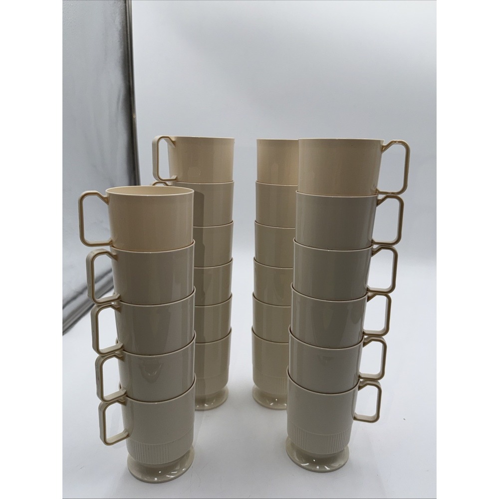 Vintage Sweetheart Plastic Reusable Coffee Cups Lot of 23 Beige MCM